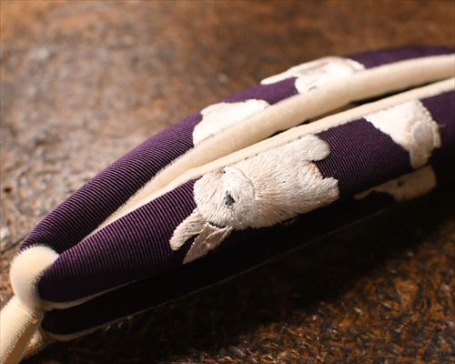 ウサギ刺繍花緒
