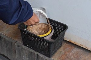 氷を買う２