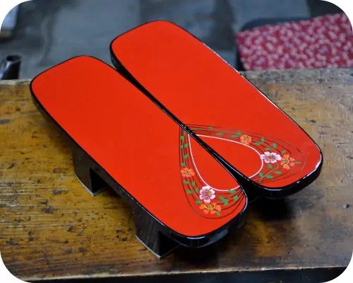 花柄入りの塗り芳町