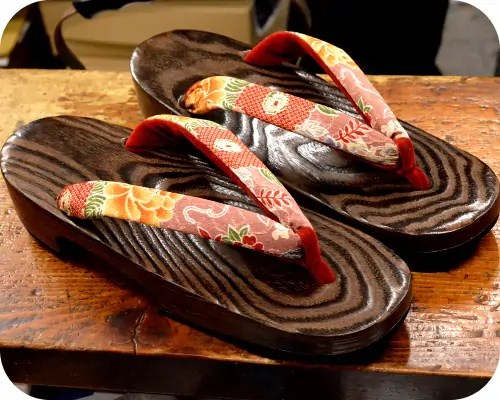 焼き相右近に花柄花緒