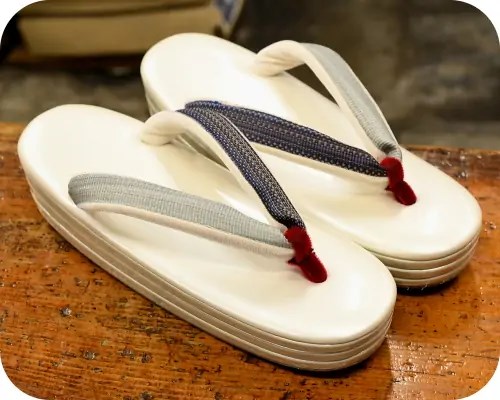 ３分３枚本革草履にホースヘアー水引花緒