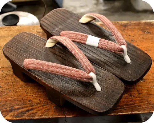 焼き芳町に遠州綿紬・絣花緒