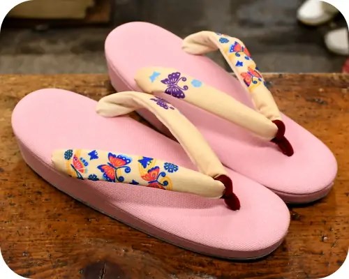 帆布草履に蝶柄花緒