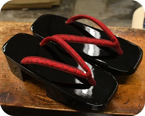 黒大艶相小町に小桜柄印伝福林花緒