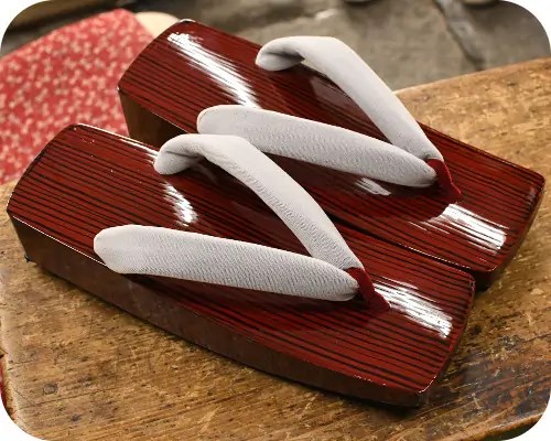 糸春三味舟形にツボ変わり本天花緒
