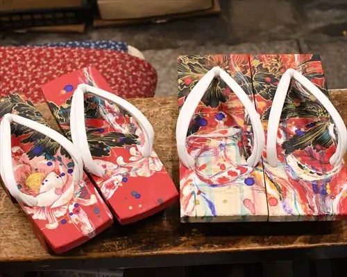 花絵・夫婦下駄