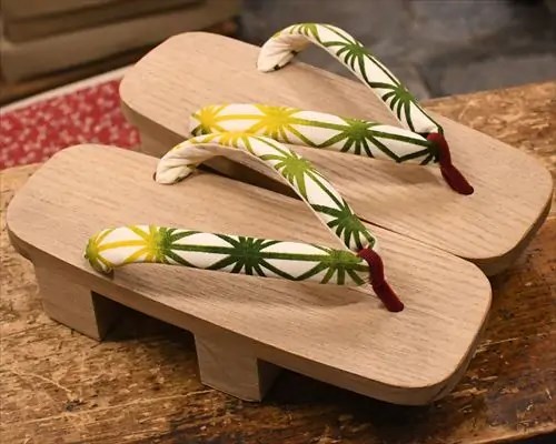 夏色芳町に麻の葉柄花緒