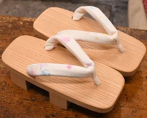 子日光に貝殻柄花緒