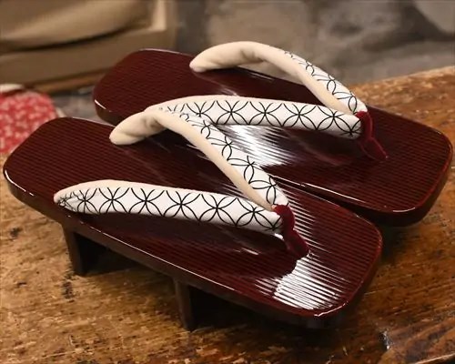 消し鎌芳町に唐草柄花緒