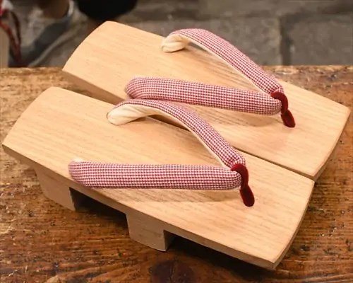 相三味に阿波しじら織花緒