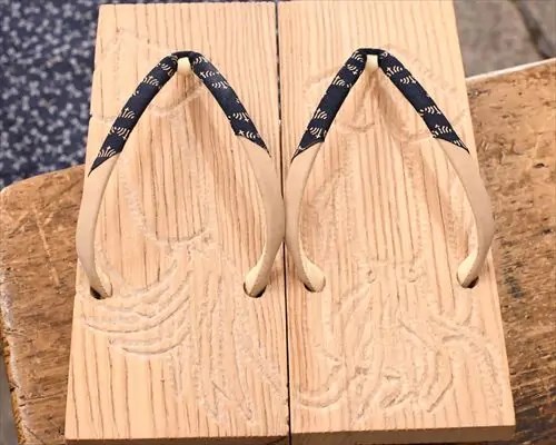 お客様自作下駄に菖蒲柄印伝江戸褄花緒
