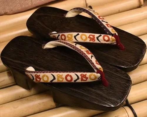 焼き相千両にかまわぬ柄花緒