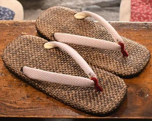 茶パナマ草履に本塩沢花緒