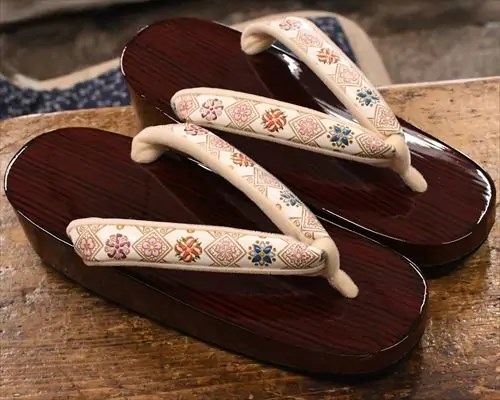 糸春舟形に花菱柄文庫革福林花緒