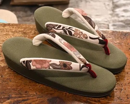 帆布草履に花柄福林花緒