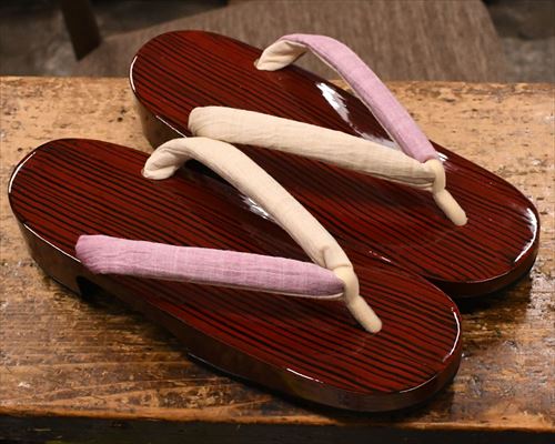 糸春相右近に近江織本麻水引花緒