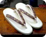 一枚芯草履・クリームに佐賀錦織・花柄福林花緒