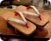 日和下駄に花柄花緒