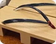 壷下がり隅切に夫婦革花緒　花緒