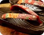焼き相右近に花柄花緒　花緒