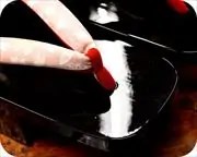 黒大艶芳町に花柄ぼかし花緒　前壷