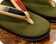 帆布草履に紬福林花緒　前壷