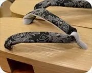 夏色大千両に纏柄シルク印伝花緒　花緒