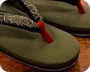 帆布草履に花柄シルク印伝福林花緒　前壷