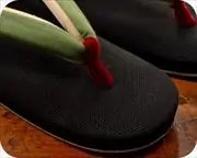 倉敷帆布草履に無地内玉花緒　前壷