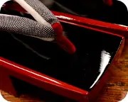 天黒相三味に鮫小紋柄内玉花緒　前壷