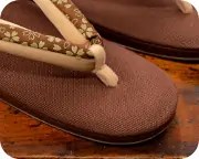 帆布草履に花柄シルク印伝福林花緒　前壷