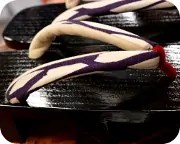 黒捌き芳町にゼブラ柄内玉花緒　花緒