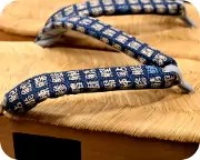 表付大千両に文字柄花緒　花緒
