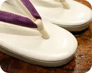 一枚芯草履にホースヘアー花緒　前壷