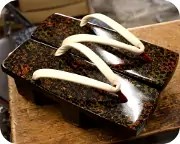 津軽塗相三味に白鞣し革花緒