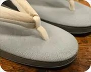 帆布草履にぼかし福林花緒　前壷