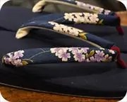 帆布草履に花柄花緒　花緒