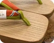 夏色相千両に花柄福林花緒　前壷