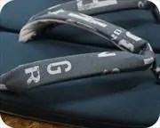 帆布草履に文字柄花緒　花緒