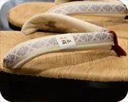 表付き横黒相日光に博多織福林花緒　花緒