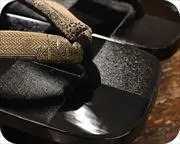 帆布草履に猫柄シルク印伝福林花緒　前壷
