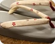 艶消し草履に花柄花緒　花緒