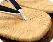 野崎平表雪駄にタピール二石花緒　前壷