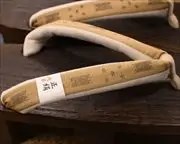 焼き芳町に絣福林花緒　花緒