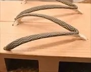 真角に竹柄印伝花緒　花緒