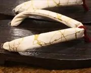 焼き相右近に氷割れ柄花緒　花緒