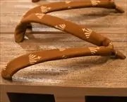 胡麻竹真角に菖蒲柄ふすべ印伝丸花緒　花緒