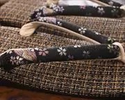 パナマ格子草履に花柄西陣金襴花緒　花緒