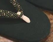 帆布草履に瓢箪柄印伝花緒　前壷