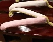 糸春芳町に本麻水引花緒　花緒